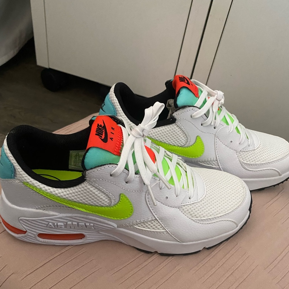 Nike air max excee